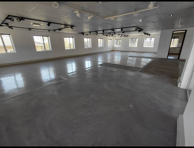 423M² OFFICE TO LET IN WOODMEAD